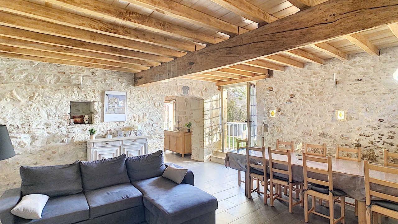 Photo of Livingroom in Teyssode