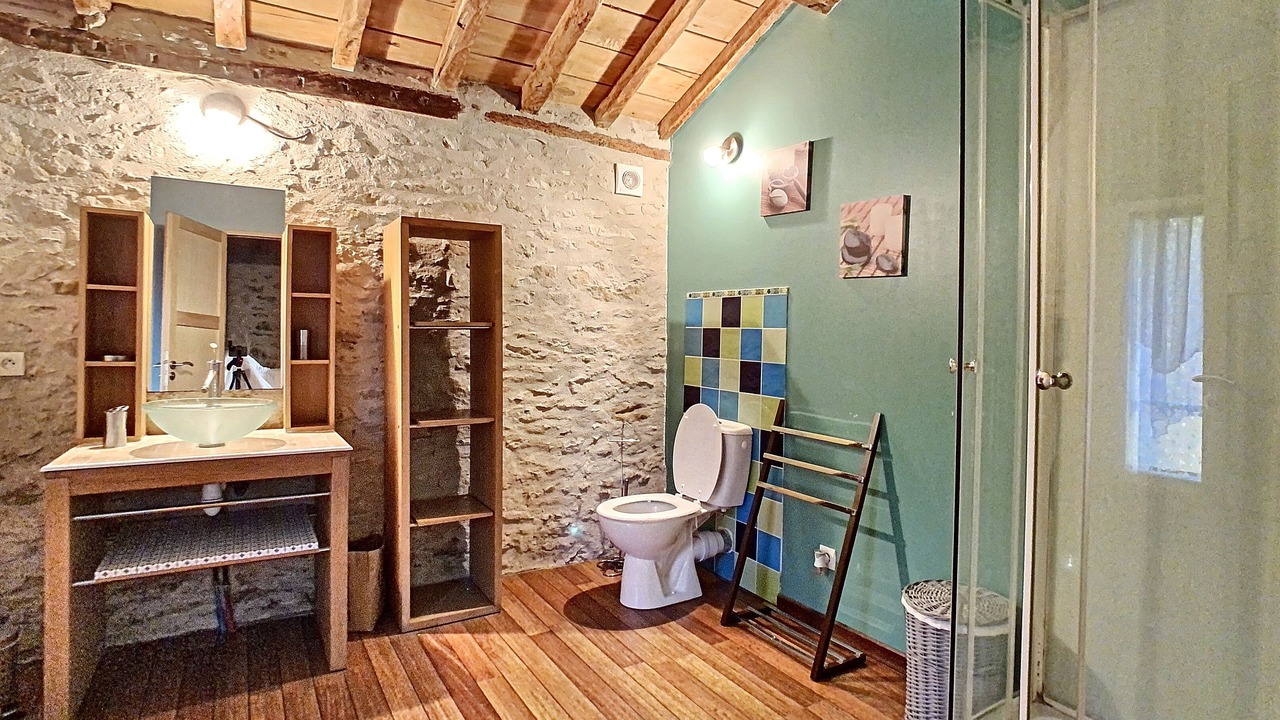 Photo of Bathroom in Teyssode