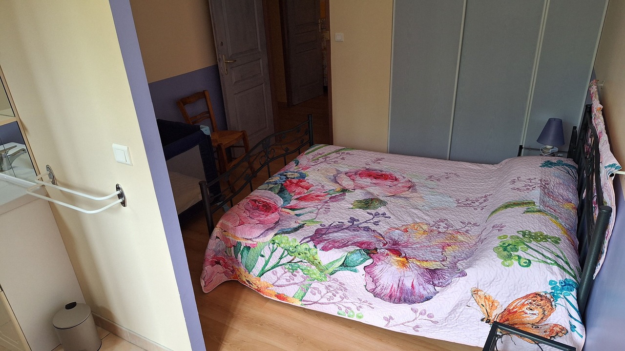 Photo of Bedroom in Saint-Gauderic