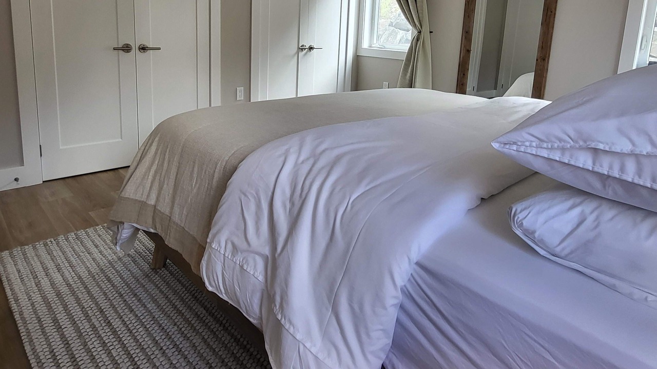 Photo of Bedroom in Smiths Cove