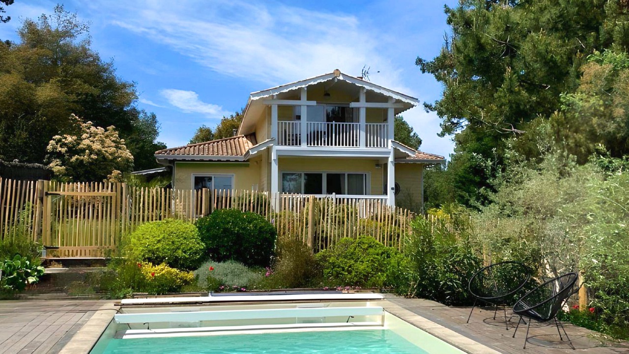 Photo of Outdoor in Le Canon