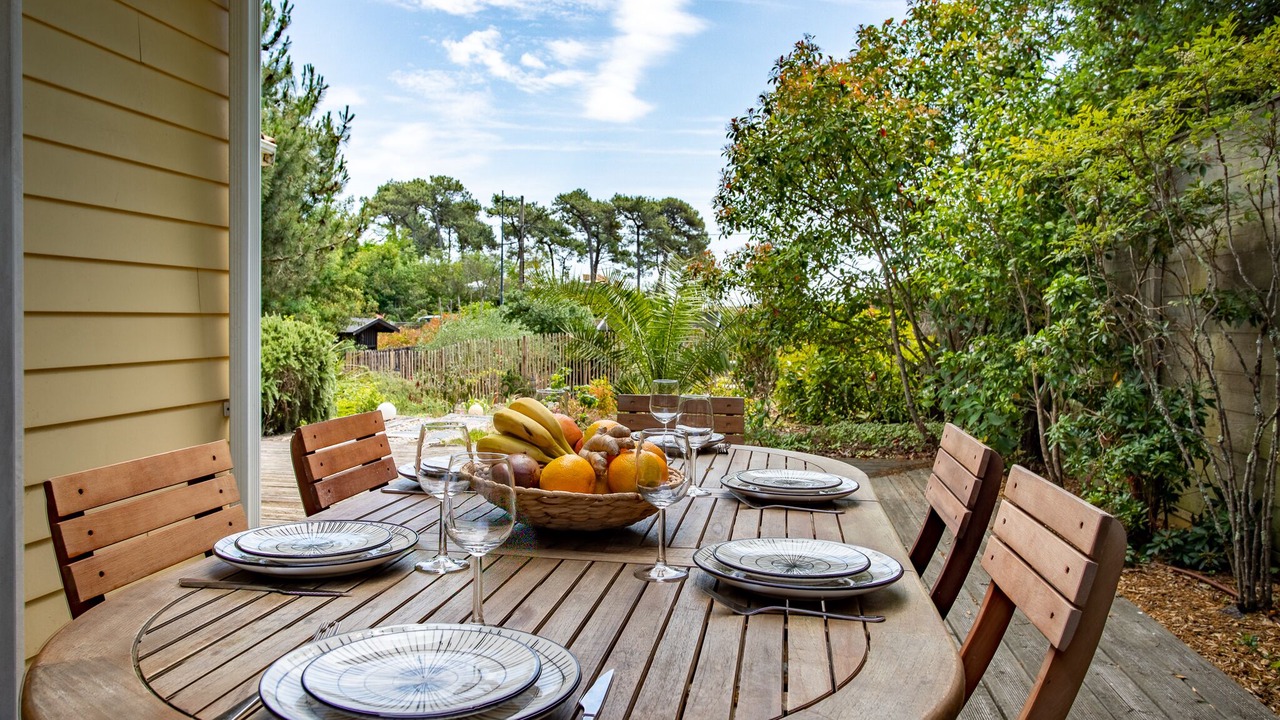 Photo of Outdoor in Le Canon