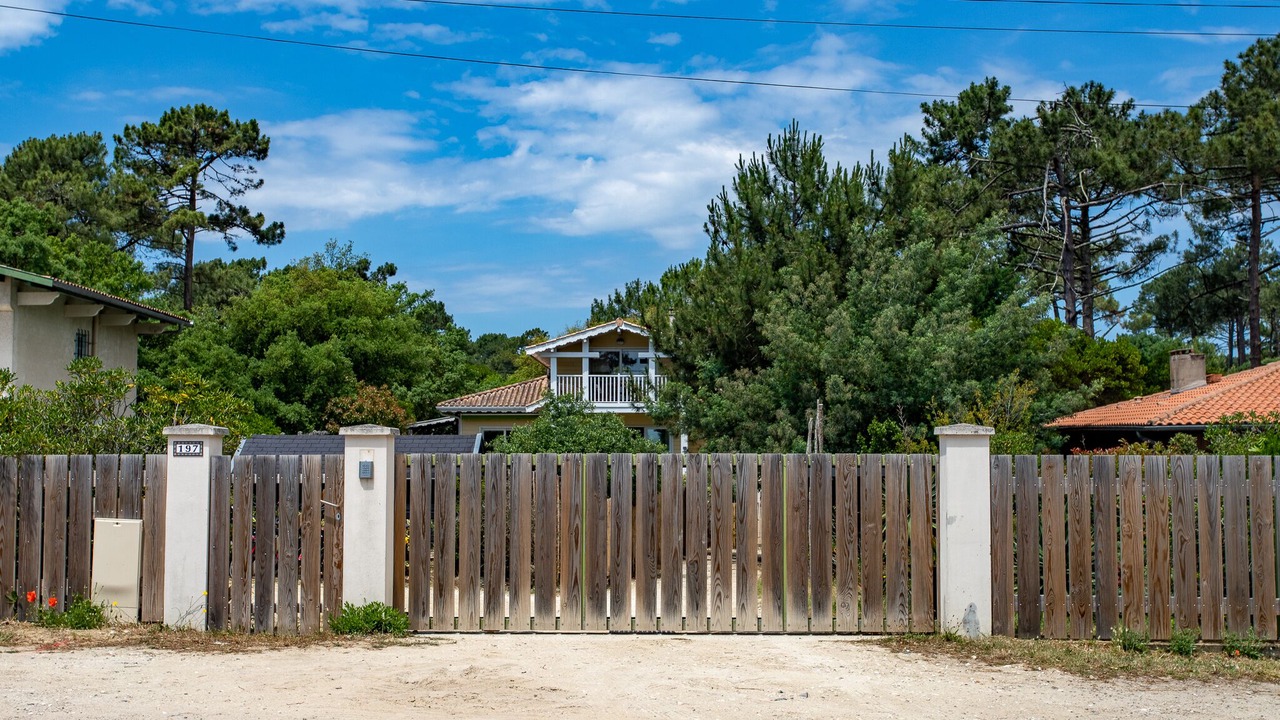 Photo of Outdoor in Le Canon