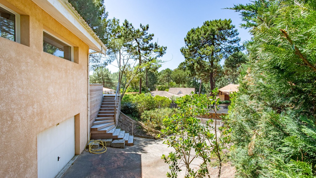 Photo of Outdoor in Le Canon
