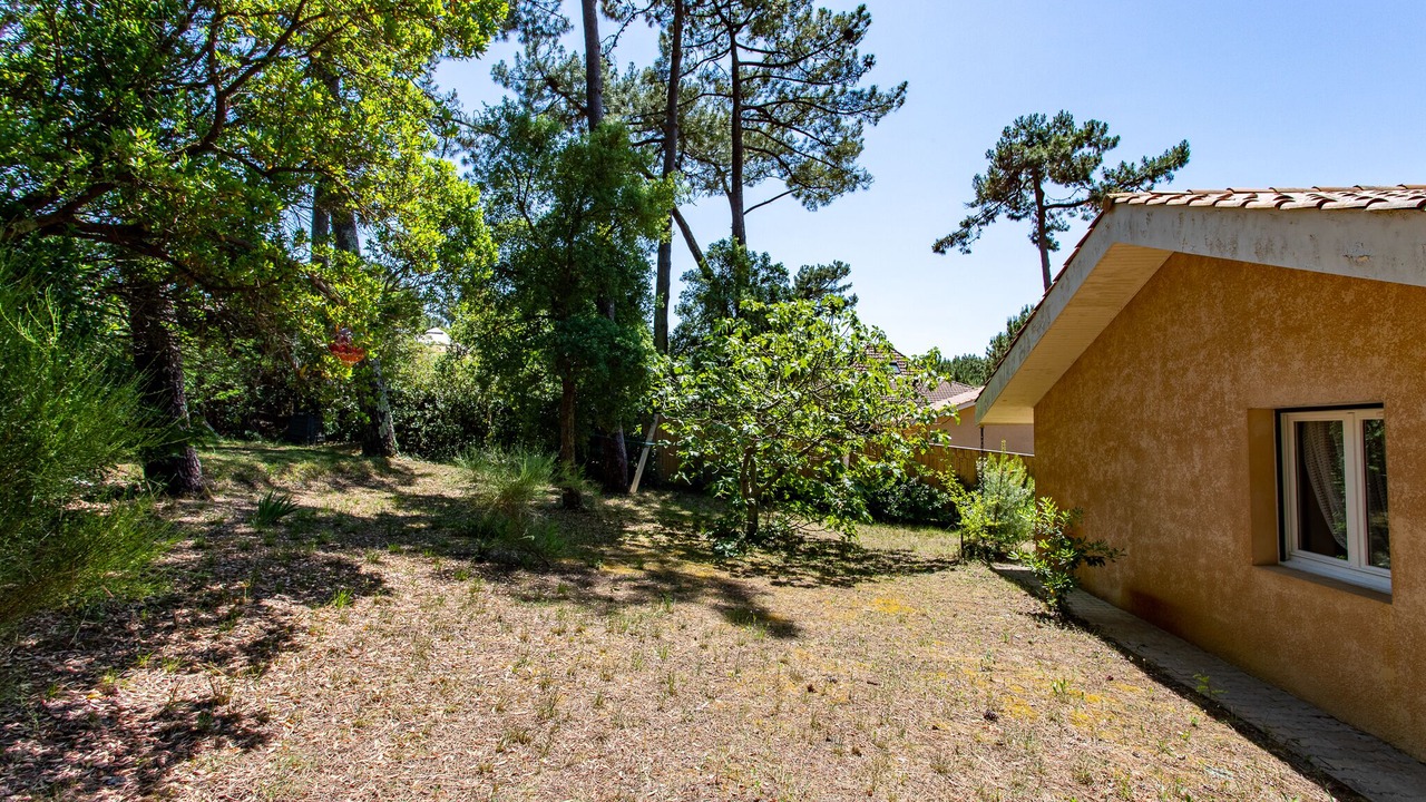 Photo of Outdoor in Le Canon