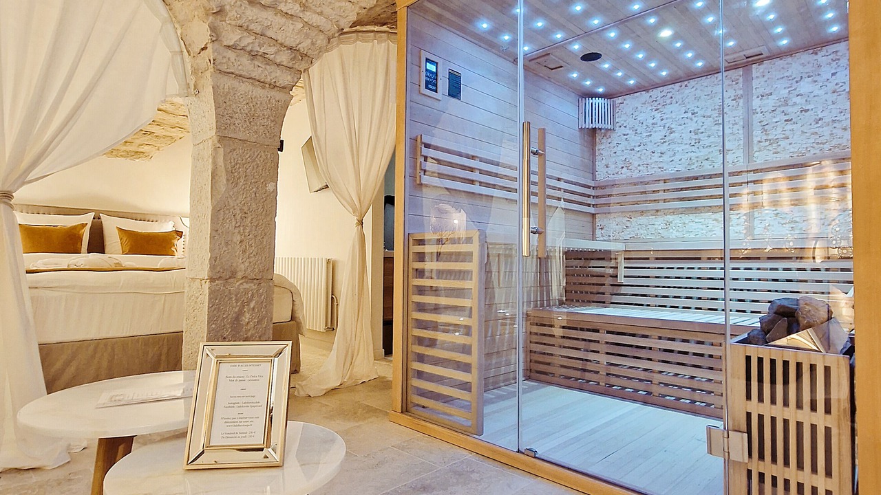 Photo of Bedroom in Dole