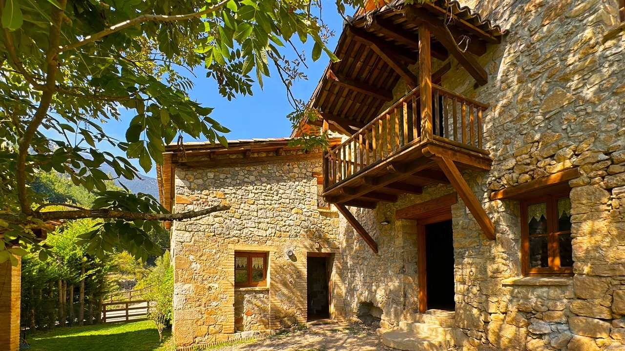Photo of Outdoor in La Coma I la Pedra
