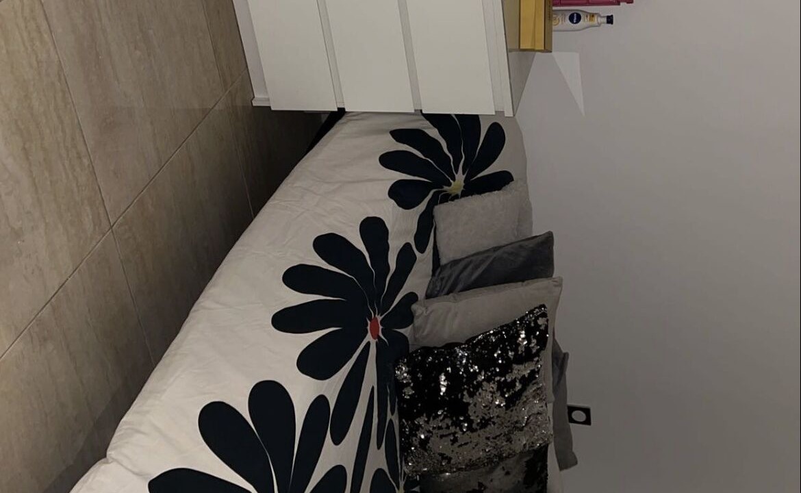 Photo of Bedroom in Sorgues