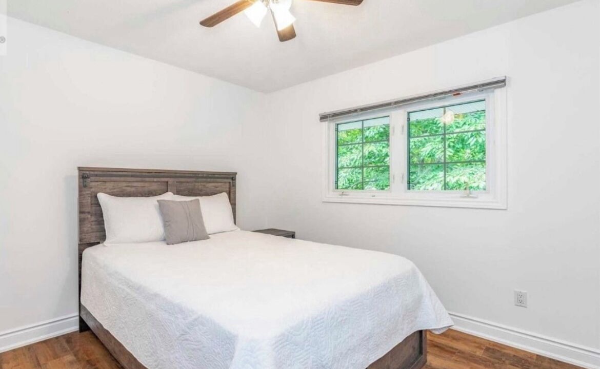 Photo of Bedroom in Mulmur