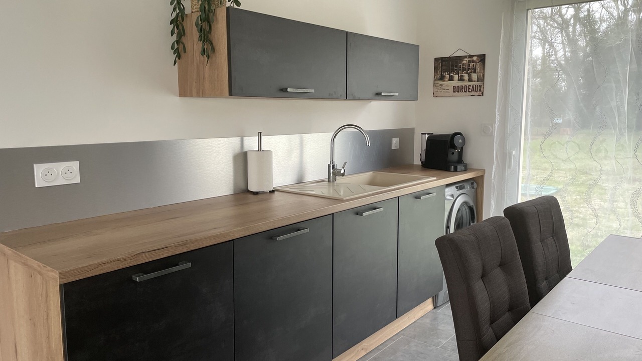 Photo of Kitchen in Jau-Dignac-et-Loirac