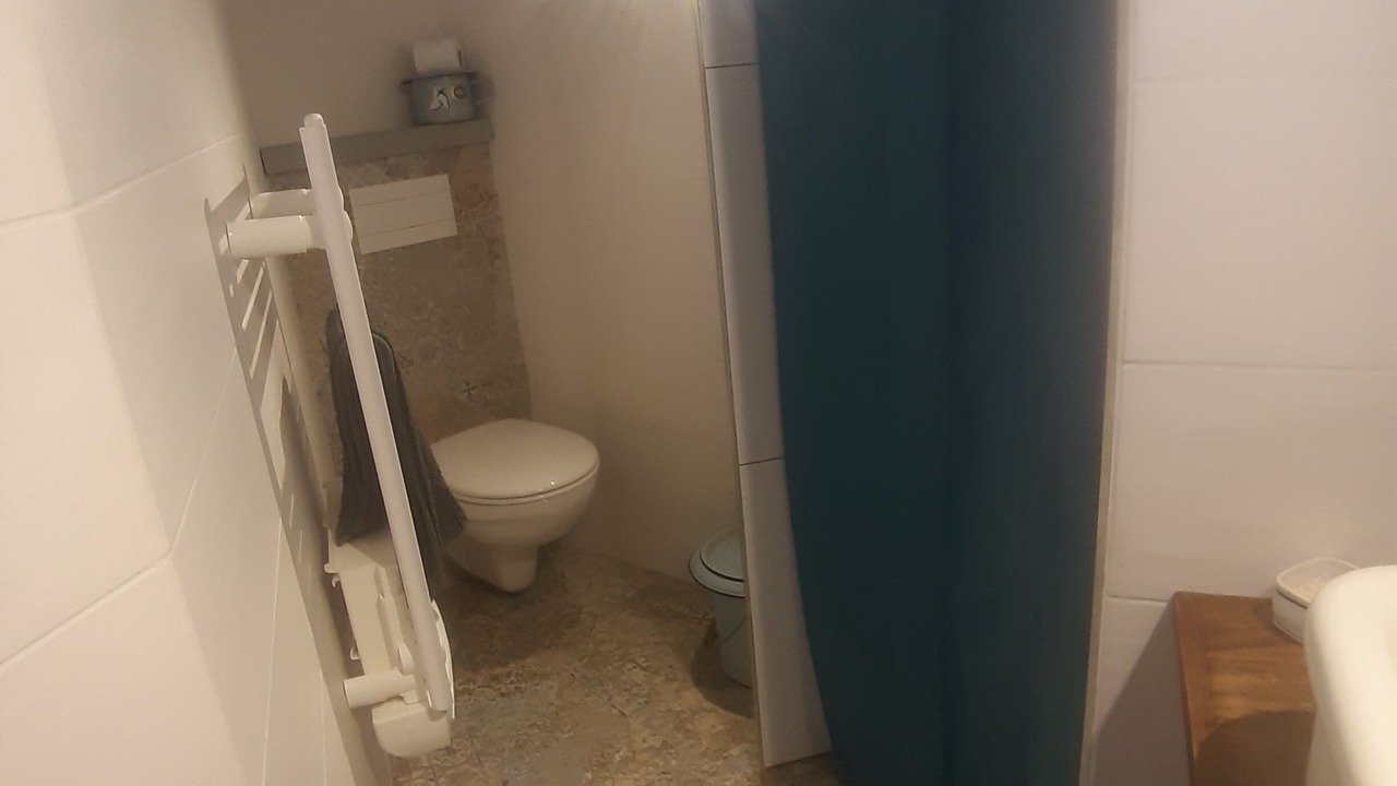 Photo of Bathroom in Saint-Laurent-du-Pape