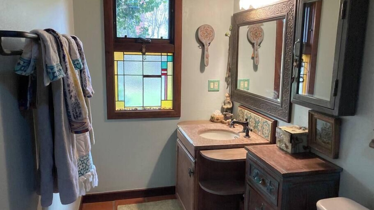 Photo of Bathroom in Los Alamos