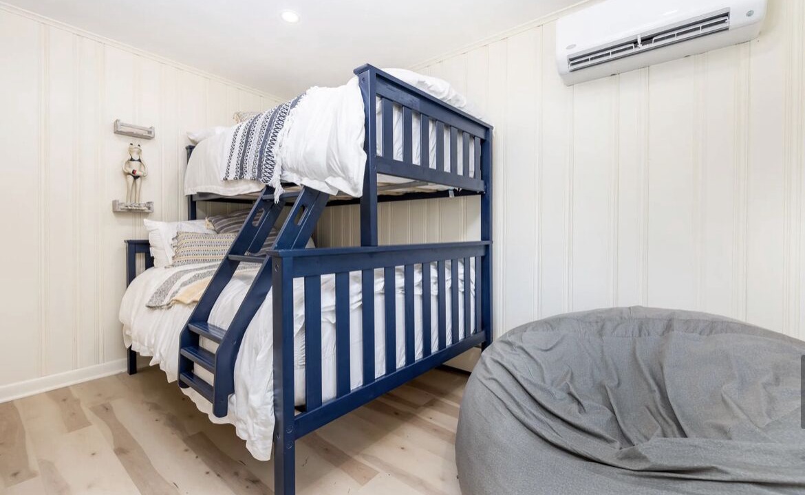 Photo of Bedroom in Middlesex County
