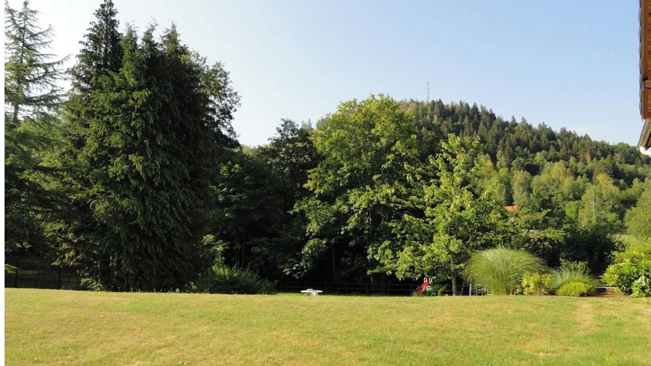Photo of Outdoor in Le Menil