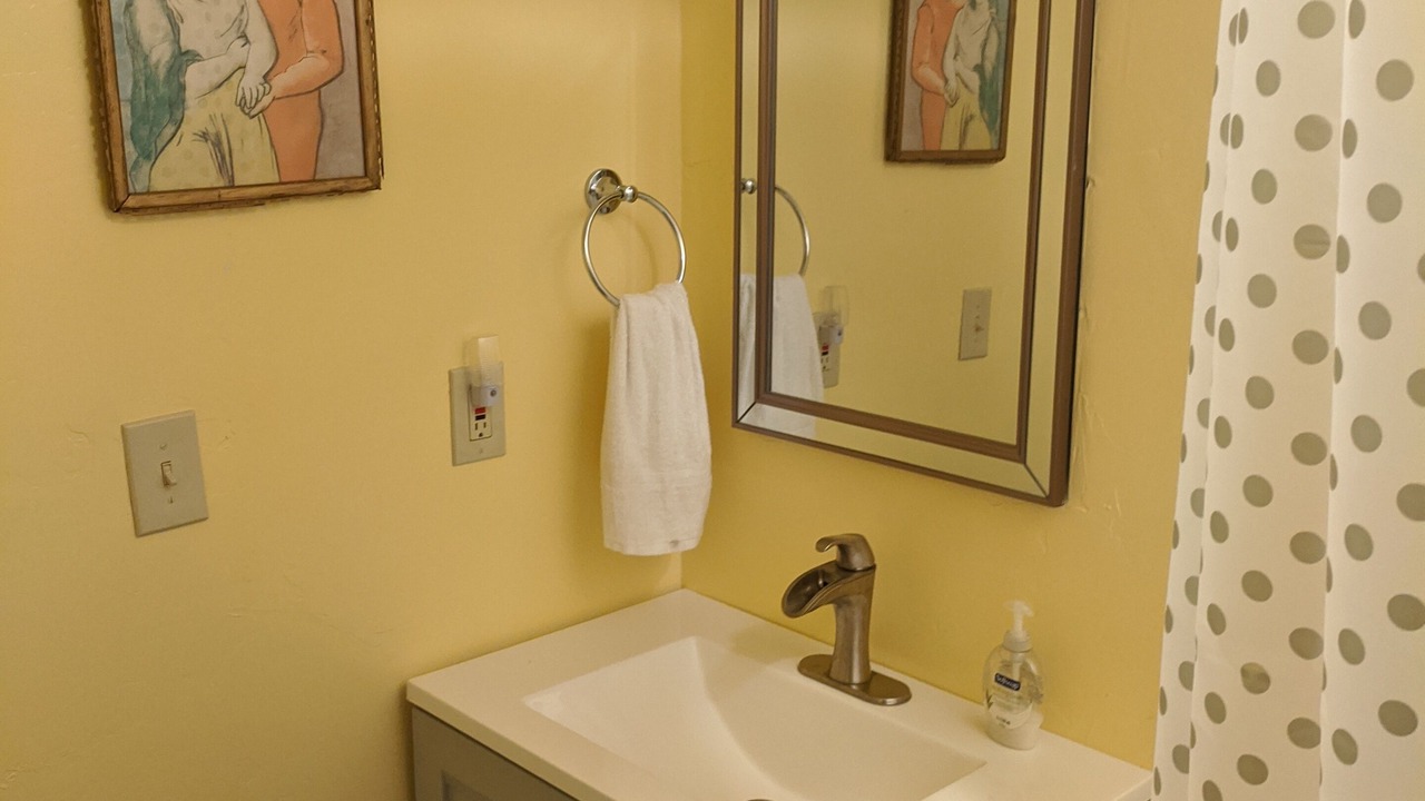 Photo of Bathroom in Lompoc