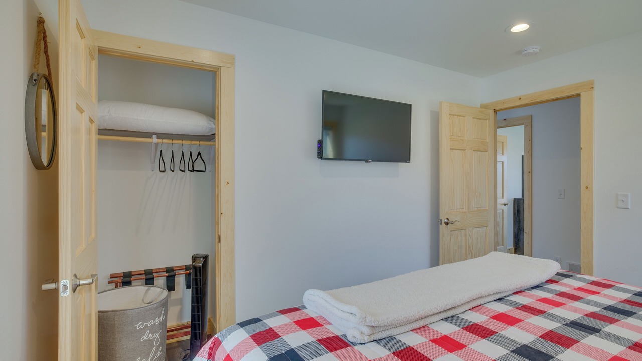 Photo of Bedroom in New Lisbon