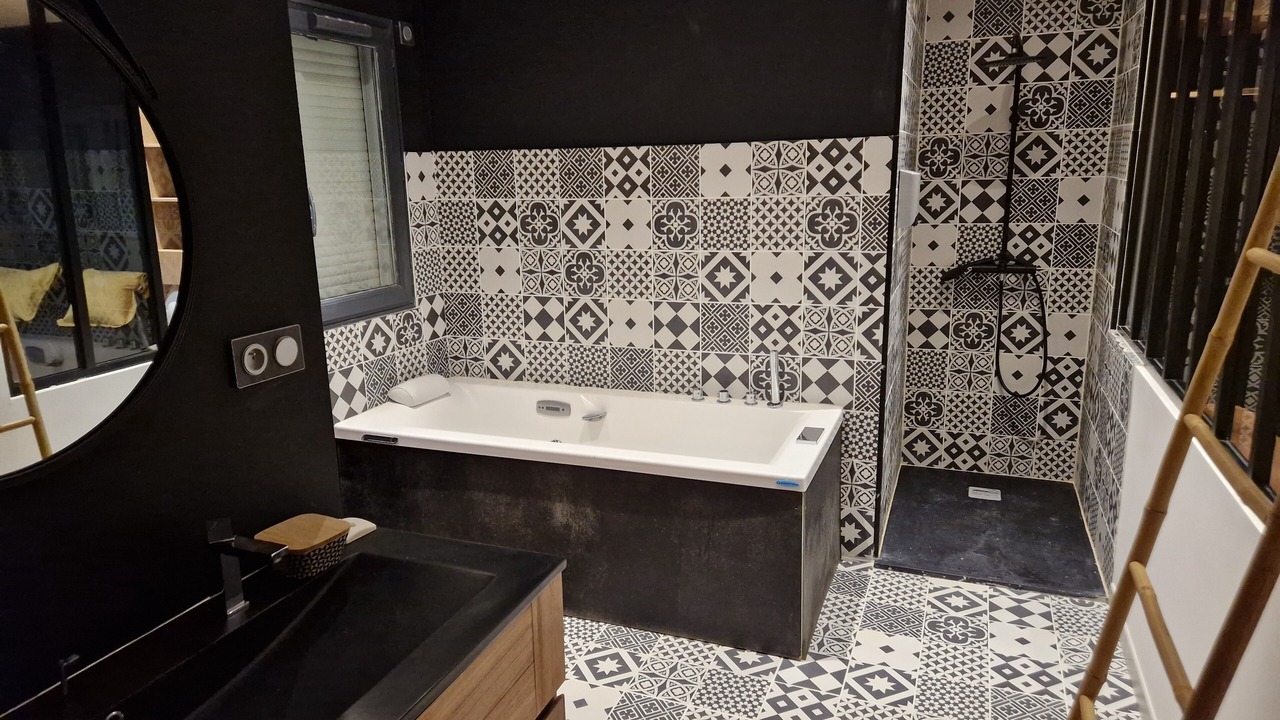 Photo of Bathroom in Cenon