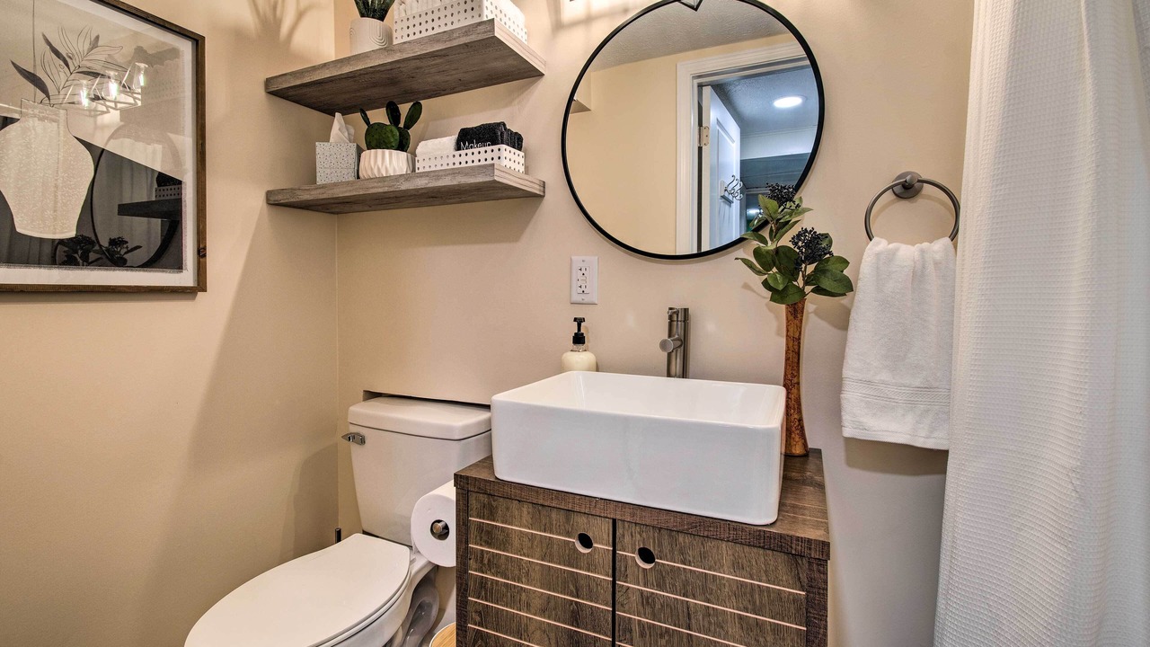 Photo of Bathroom in Normal