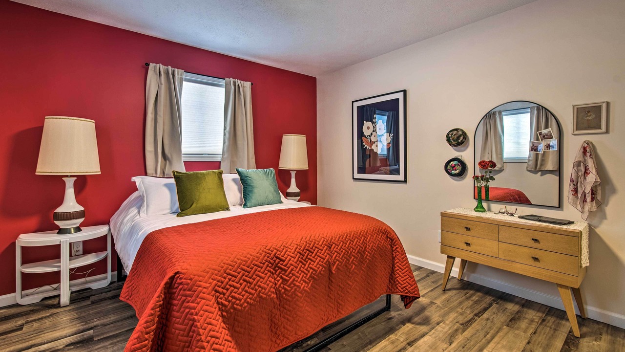 Photo of Bedroom in Normal
