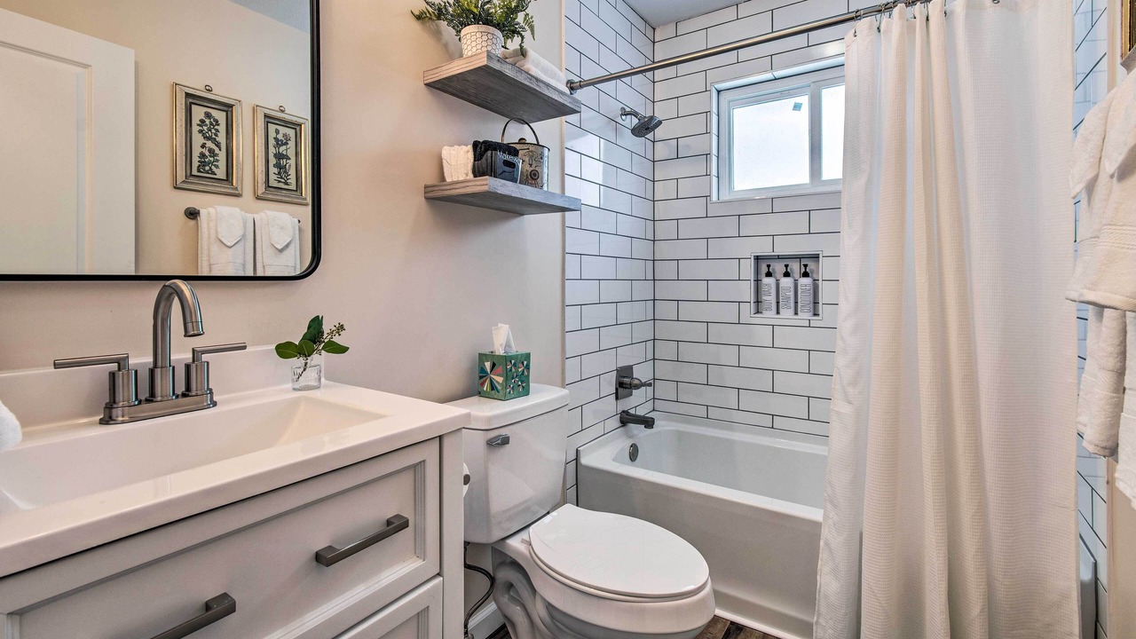 Photo of Bathroom in Normal