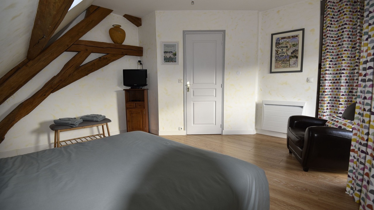 Photo of Bedroom in Nouan-sur-Loire