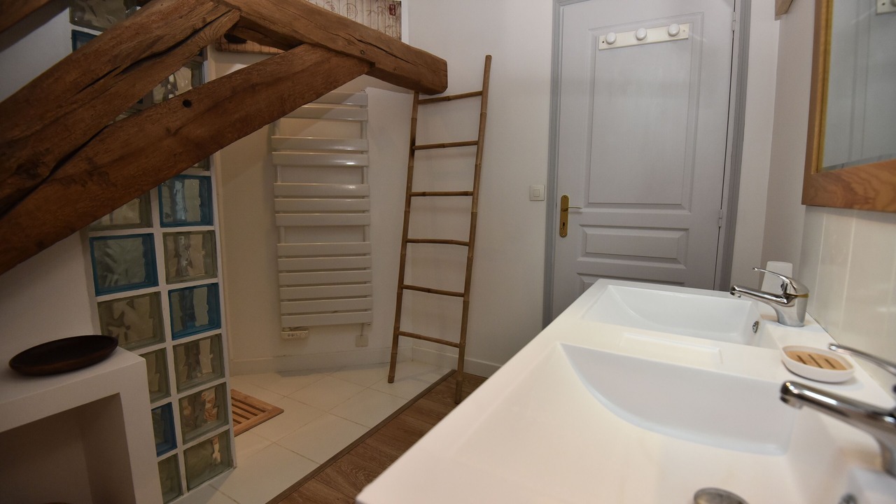 Photo of Bathroom in Nouan-sur-Loire