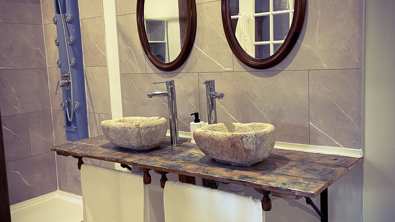 Photo of Bathroom in Essey