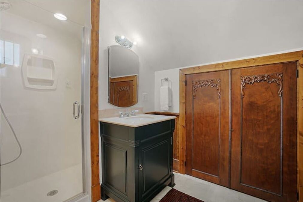 Photo of Bathroom in Washington