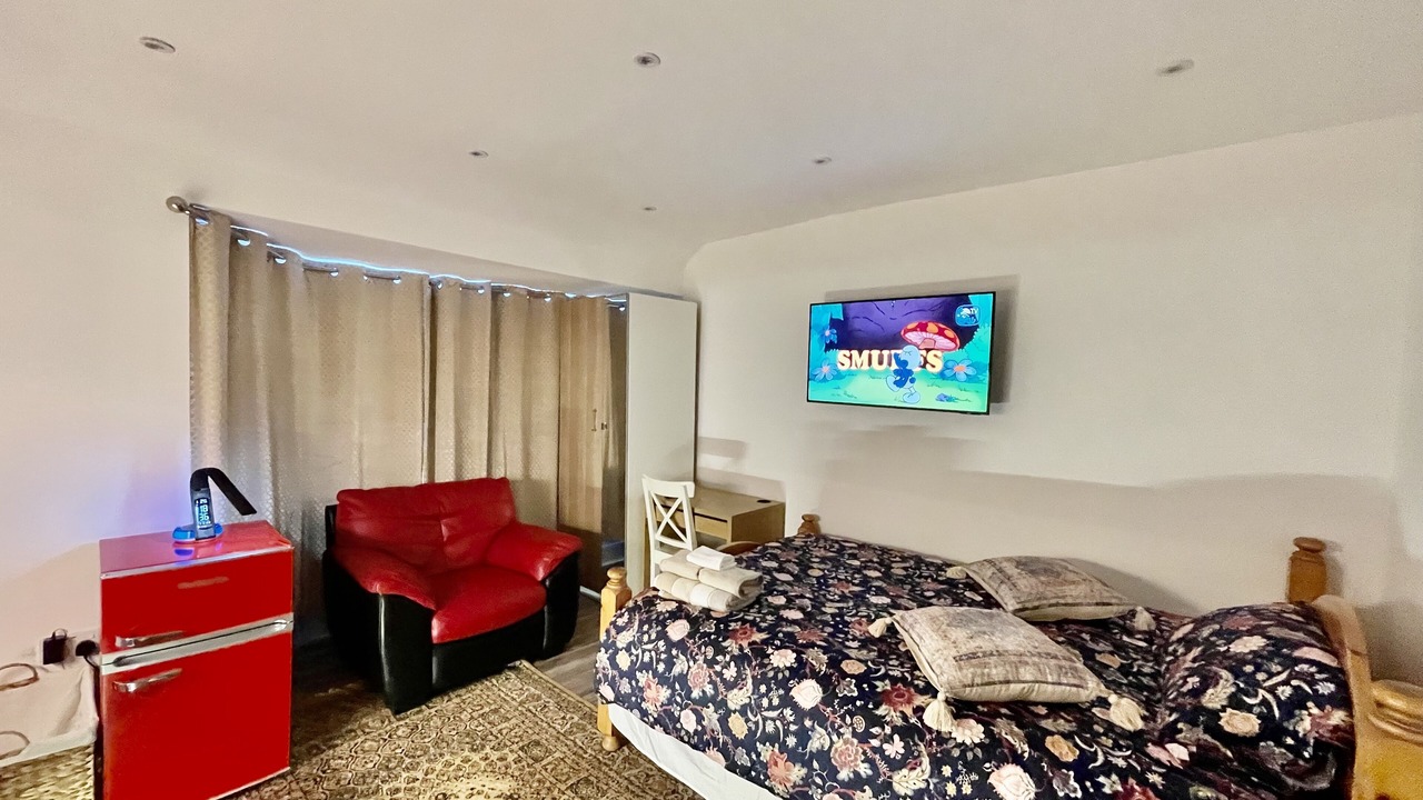 Photo of Bedroom in North Greenford