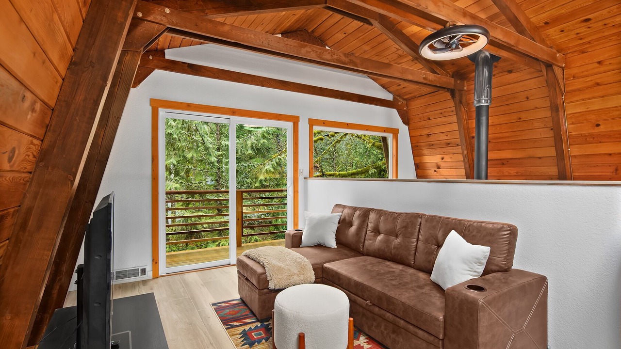 Photo of Livingroom in Baring