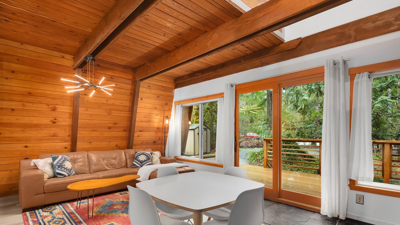 Photo of Livingroom in Baring