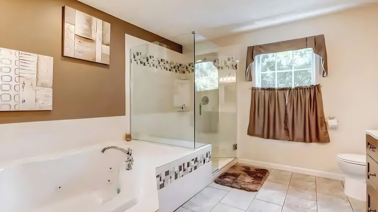 Photo of Bathroom in Howell