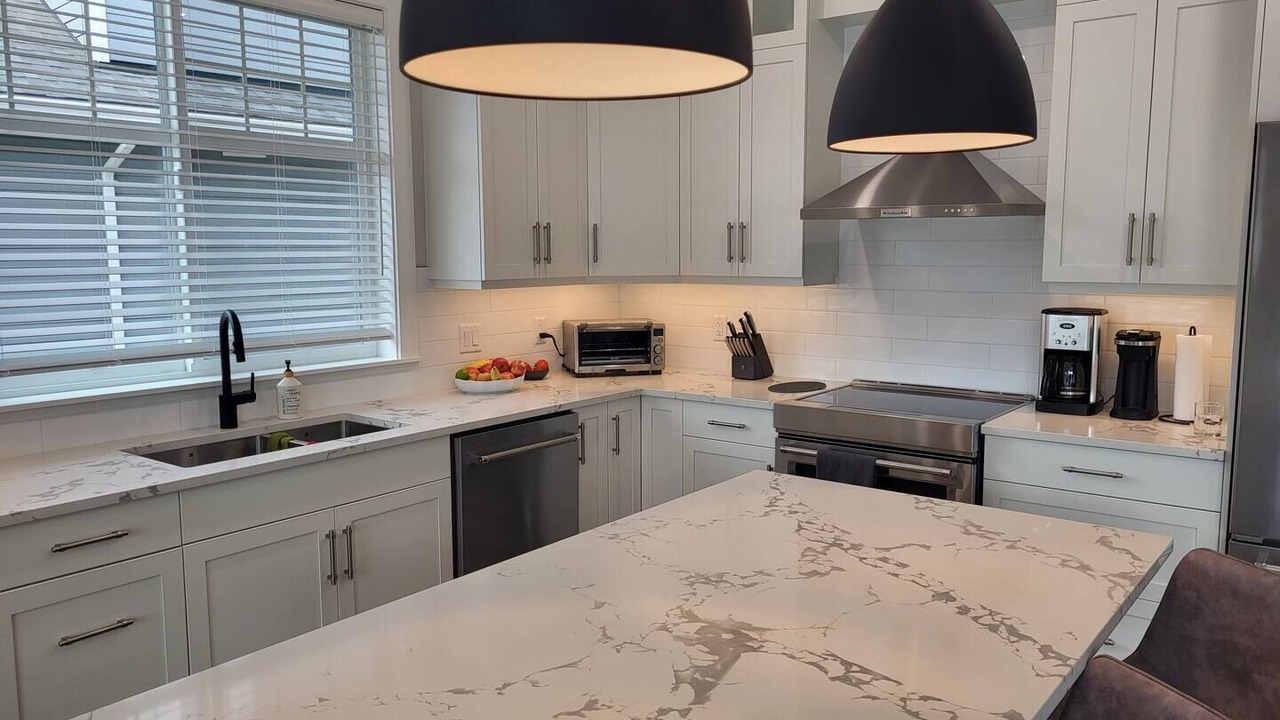 Photo of Kitchen in Okanagan-Similkameen