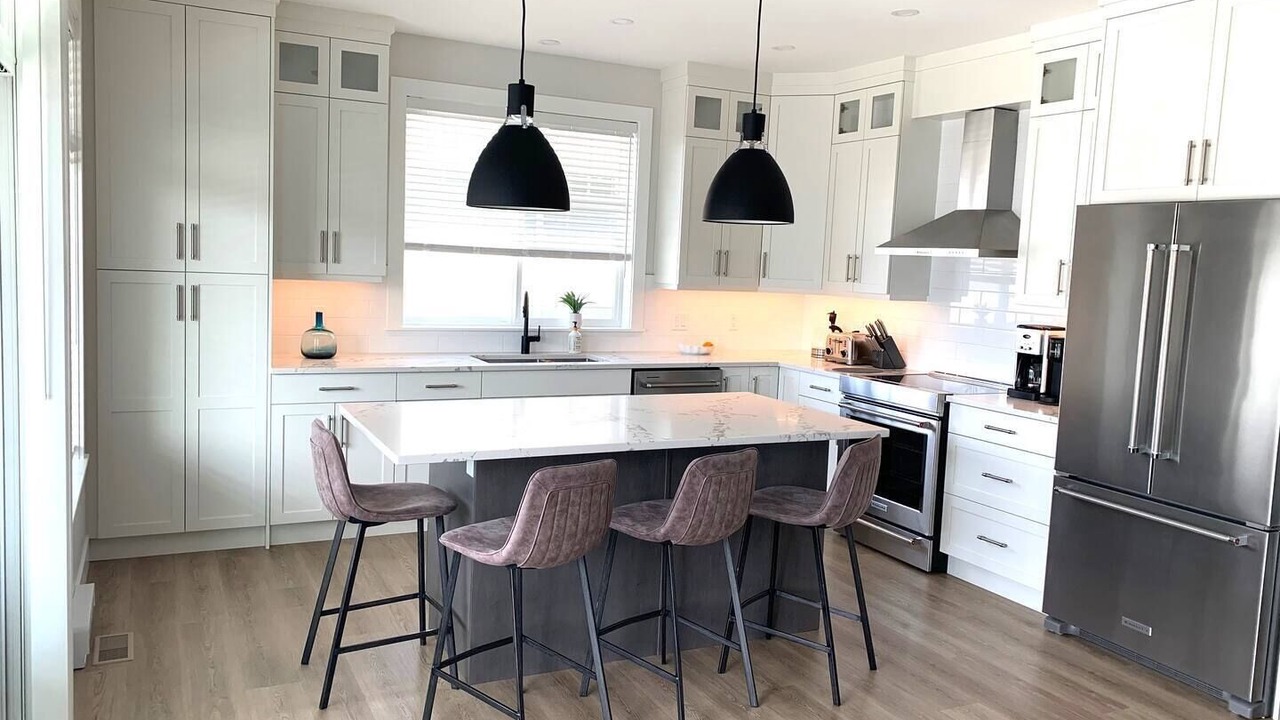 Photo of Kitchen in Okanagan-Similkameen