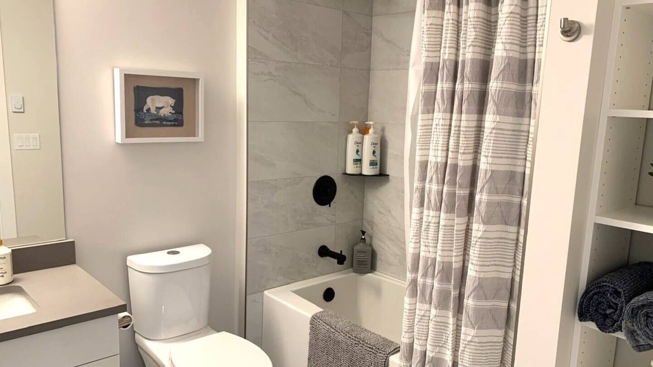 Photo of Bathroom in Okanagan-Similkameen