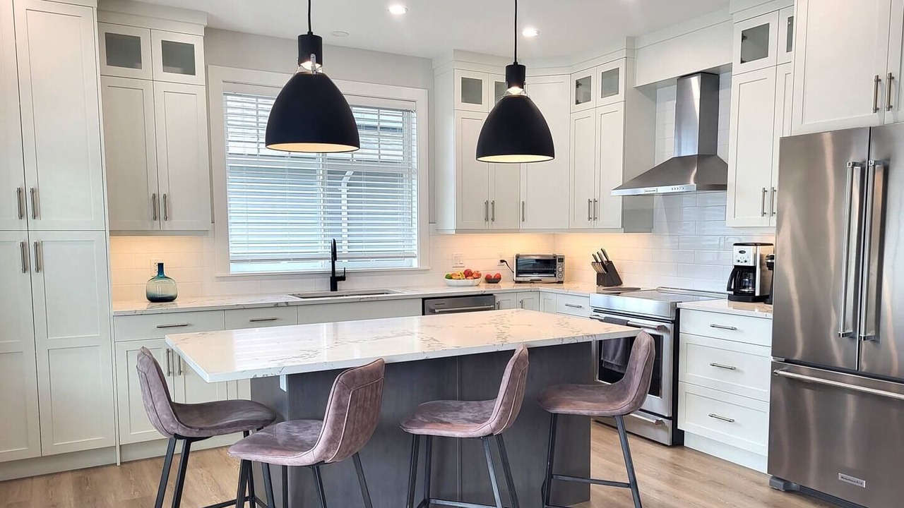 Photo of Kitchen in Okanagan-Similkameen