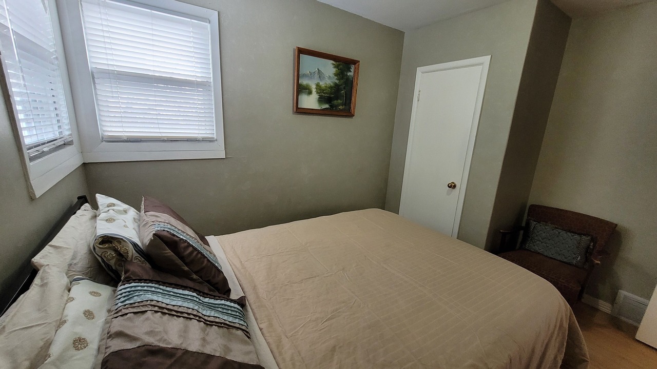 Photo of Bedroom in Stettler