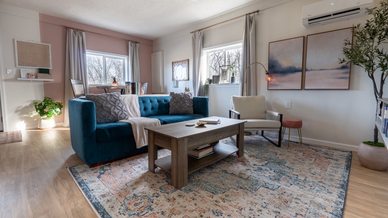 Photo of Livingroom in Logan