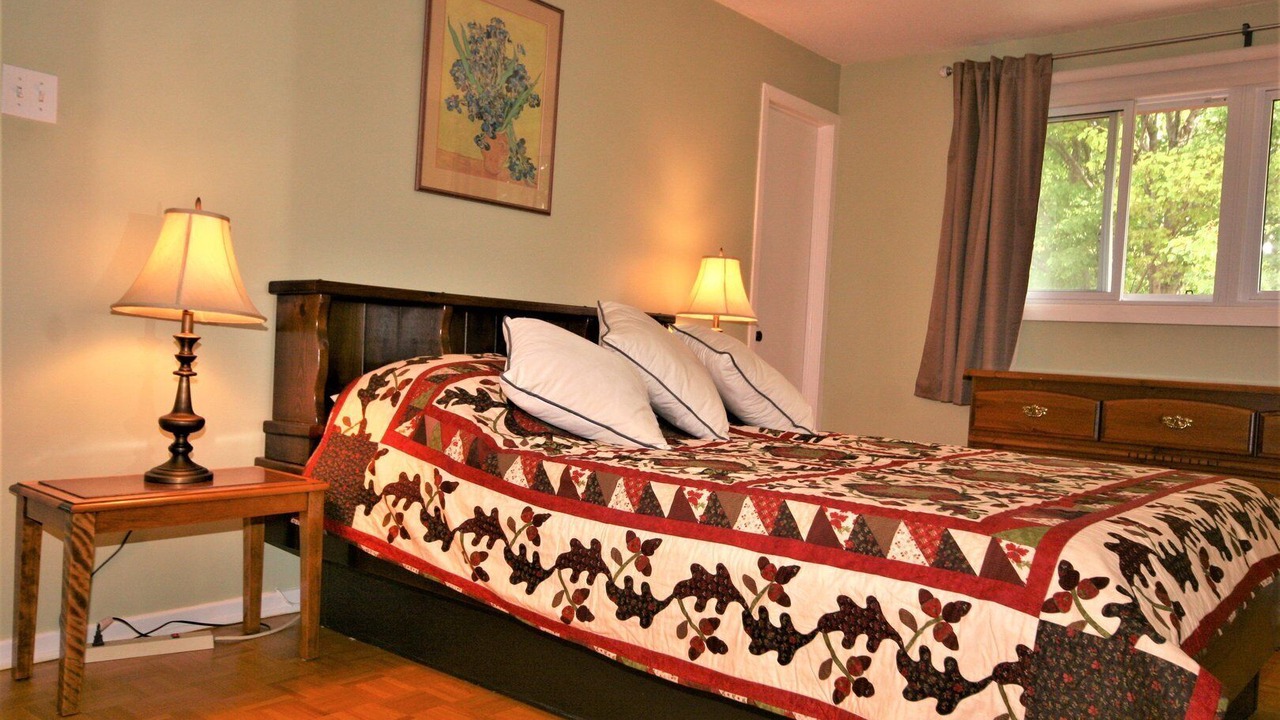 Photo of Bedroom in Ottawa Division