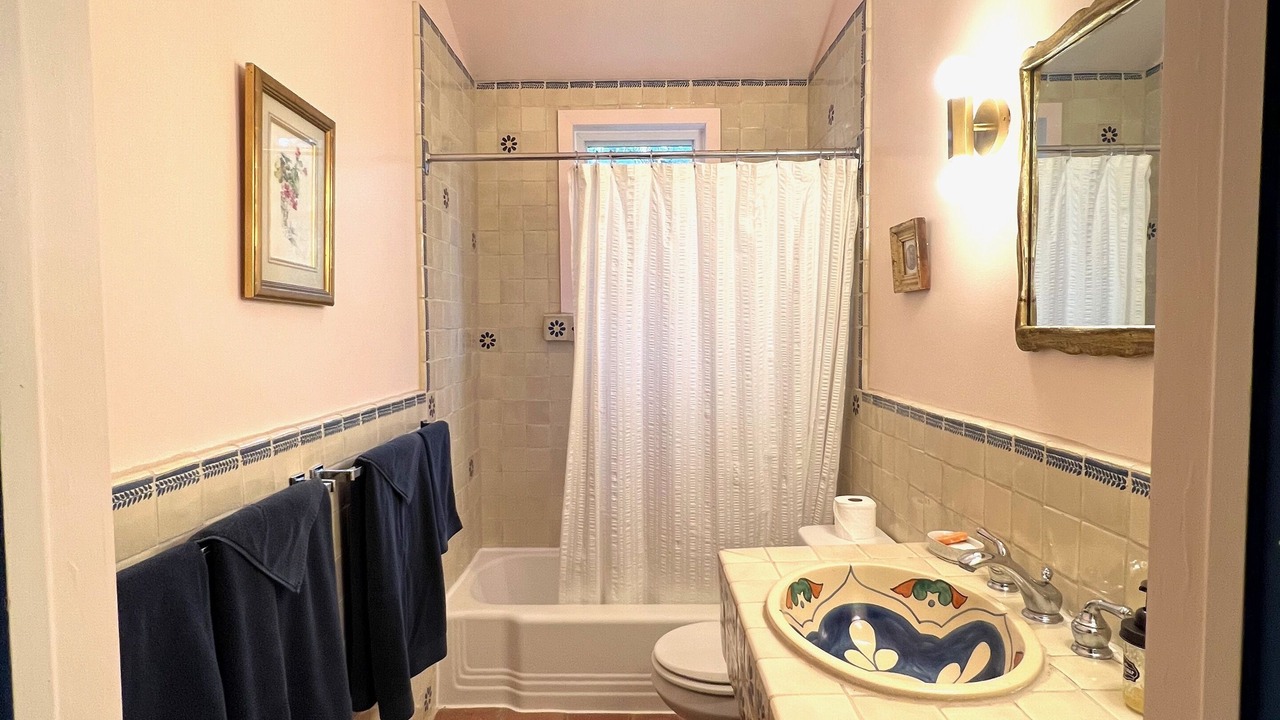 Photo of Bathroom in King