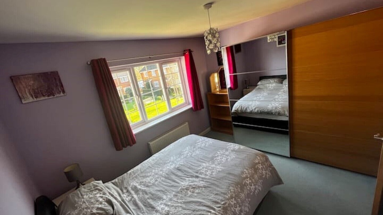Photo of Bedroom in Epsom