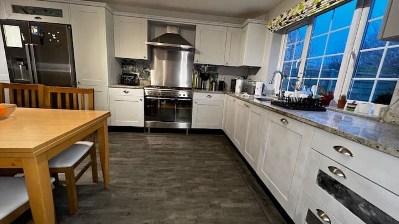 Photo of Kitchen in Epsom