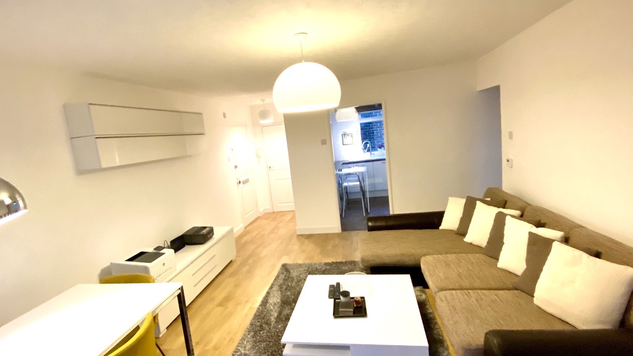 Photo of Livingroom in Shortlands