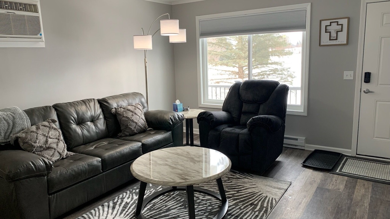Photo of Bedroom in Holly
