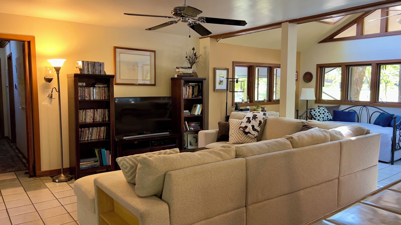 Photo of Livingroom in Carbondale