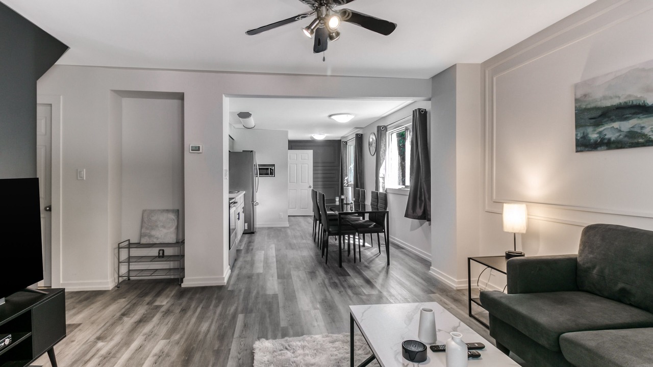 Photo of Livingroom in Sudbury