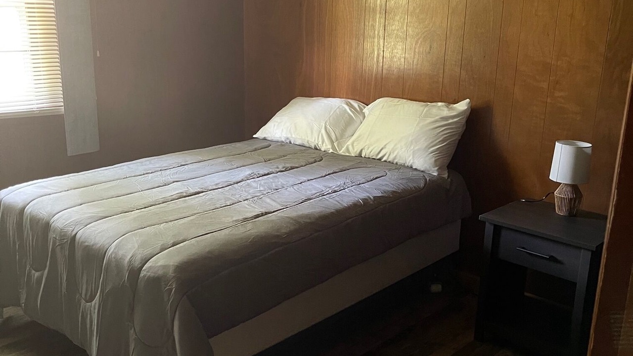 Photo of Bedroom in Benton
