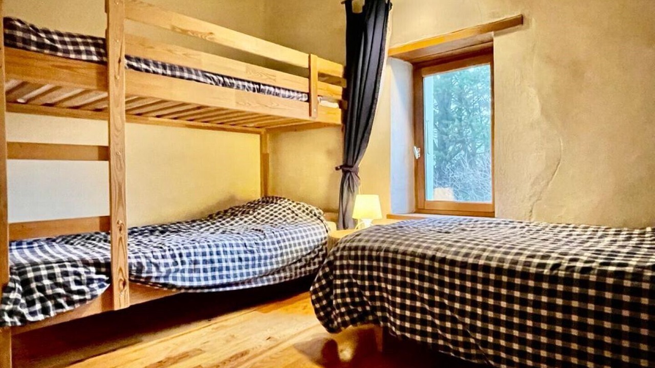 Photo of Bedroom in Authon-Ebeon