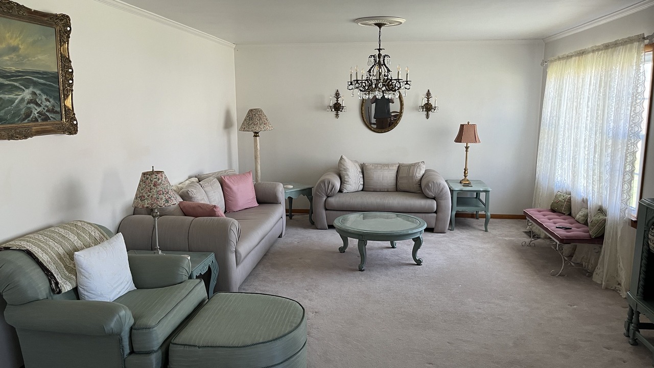 Photo of Livingroom in Harrisburg