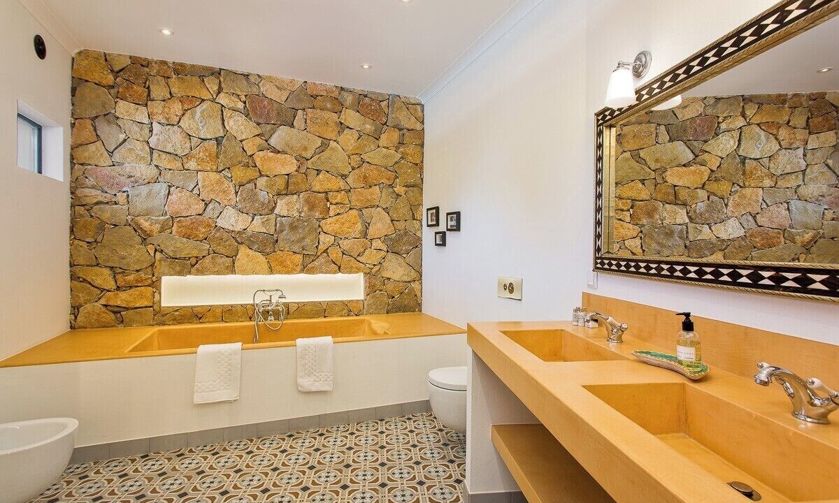 Photo of Bathroom in Lagos e Relvas